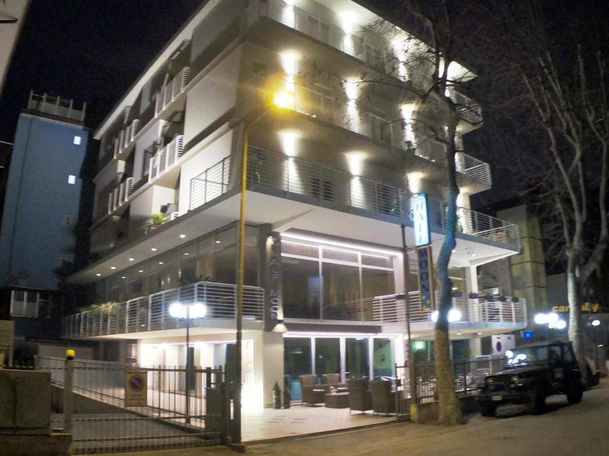 Hotel Half Moon Airport Restaurant Rímini Exterior foto